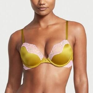 NEW Victoria's Secret Push Up Bra 38D Very Sexy Underwire Padded Lace VS